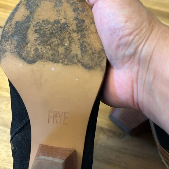 FRYE ⭐️Reina booties - Picture 8 of 9